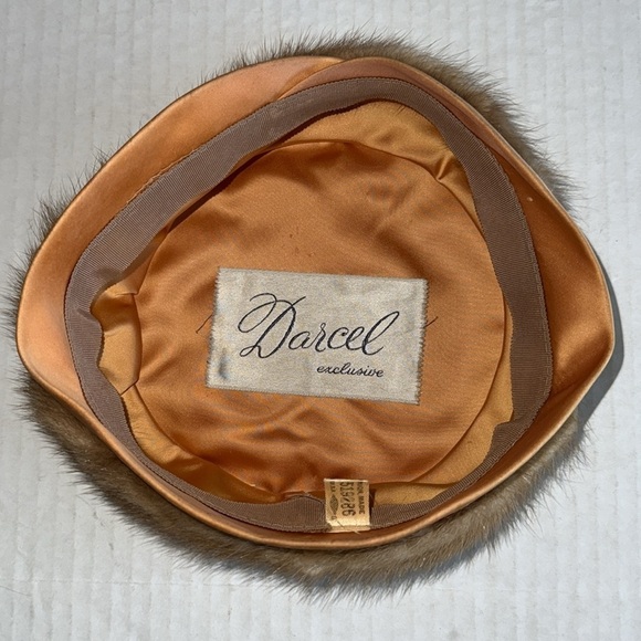 Vintage Darcel Satin And Genuine Fur Pillbox Hat - Picture 4 of 6